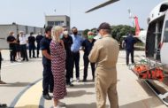 Bravo visita la unitat de bombers forestals helitransportats en la base d'emergències de Tírig