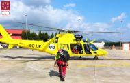Els bombers rescaten a una dona ferida en una cama en una zona forestal de les Coves de Vinromà