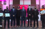 Els Bombers i Protecció Civil de la Diputació reben la Creu de Santa Llúcia de Morella