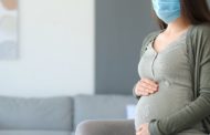 Sanitat recomana i prioritza la vacunació contra la COVID-19 en dones lactants i embaraçades