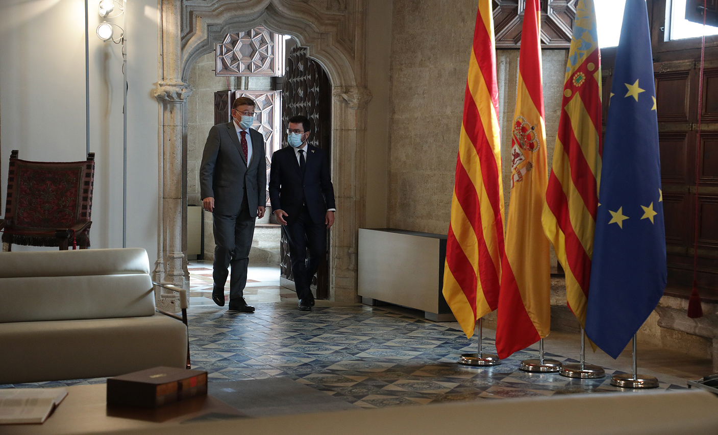 Els governs valencià i català s'alien per a captar fons europeus destinats a la recuperació econòmica i social