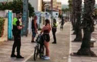 La Policia Local de Benicarló engega una campanya per frenar les distraccions al volant