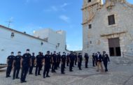 La Policia Local de Peníscola celebra la festivitat del patró amb un homenatge als bombers