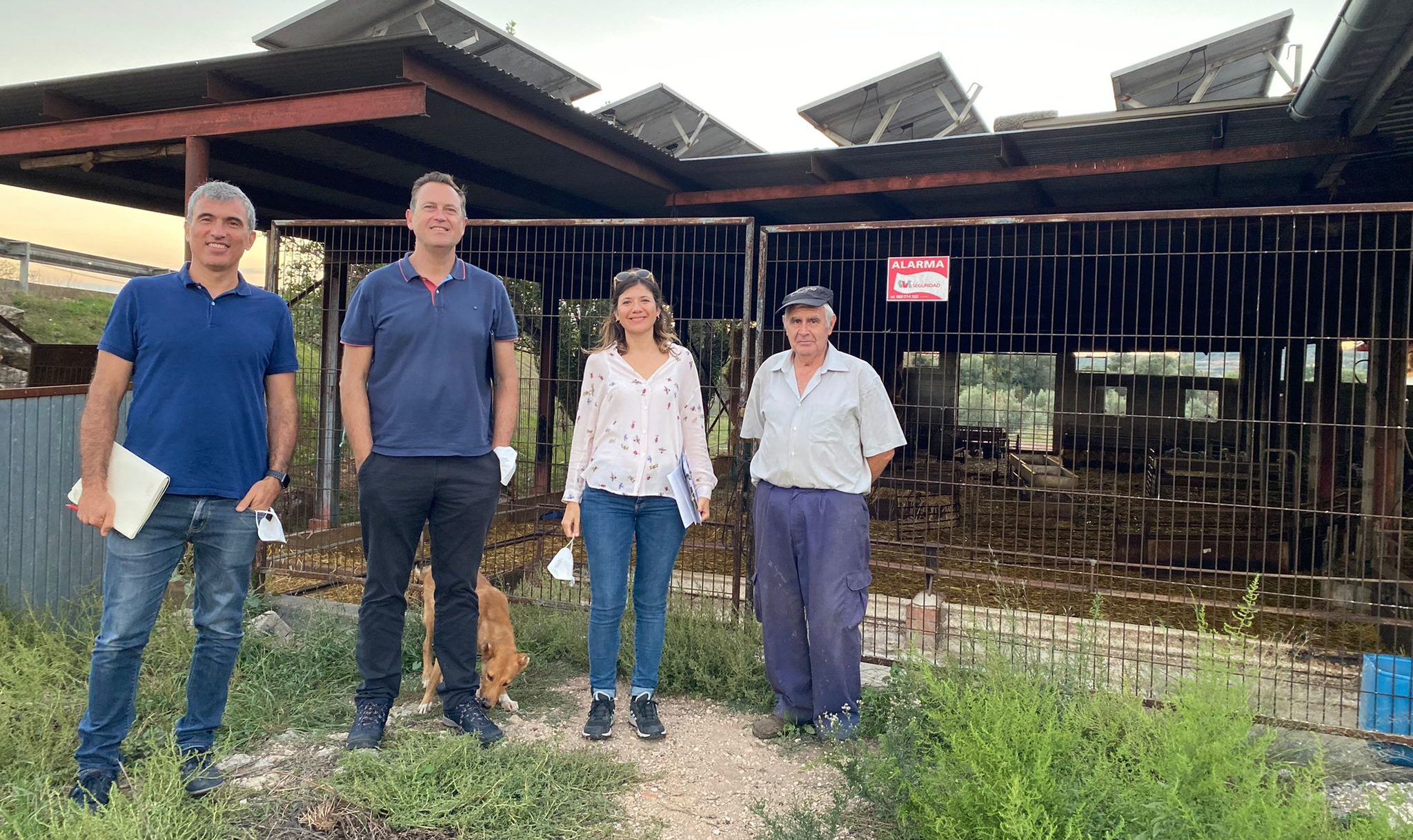 Experts visiten a ramaders i almàsseres per a ensenyar-los a beneficiar-se de l'Economia Circular de l'Oliva