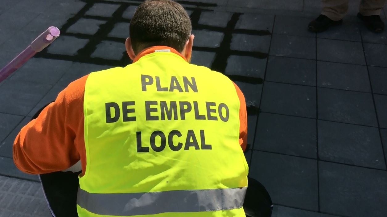 Alcalà-Alcossebre convoca un nou Pla d'Ocupació Local per a contractar un peó i un paleta