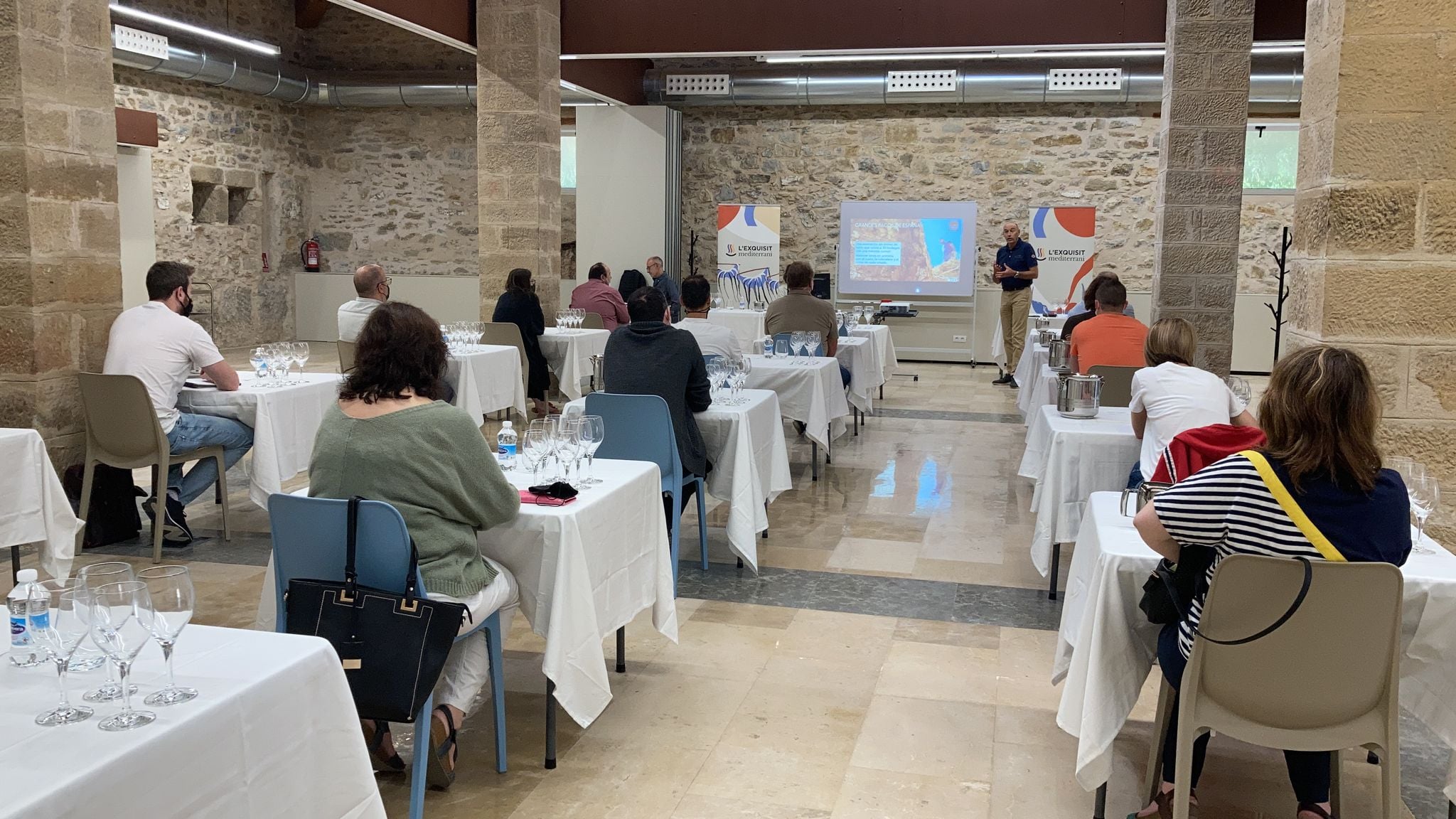 Turisme impulsa l'especialització i professionalització del sector hostaler a través de cursos en la Xarxa CdT