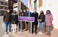 Alcalà-Alcossebre instal·la senyals per a mostrar el seu compromís contra la violència de gènere
