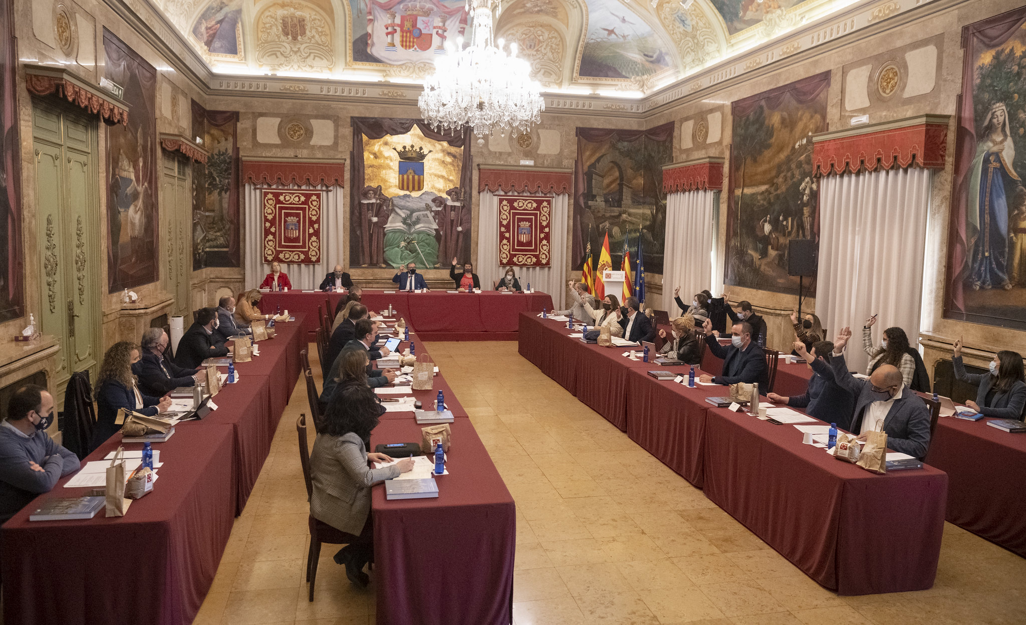 La Diputació aprova sense cap vot en contra uns pressupostos 'històrics i expansius' de 177,8 milions