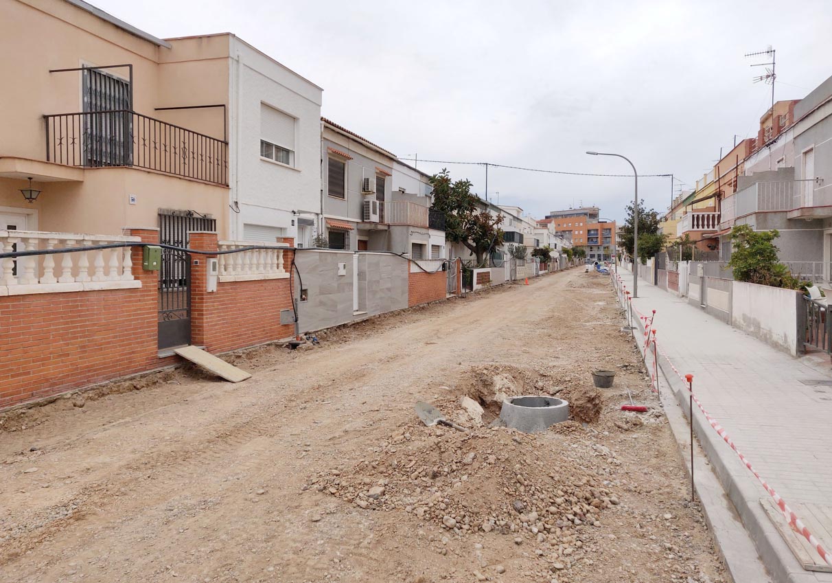 Les obres dels carrers Les Camaraes i José María Salaverría de Vinaròs avancen a bon ritme