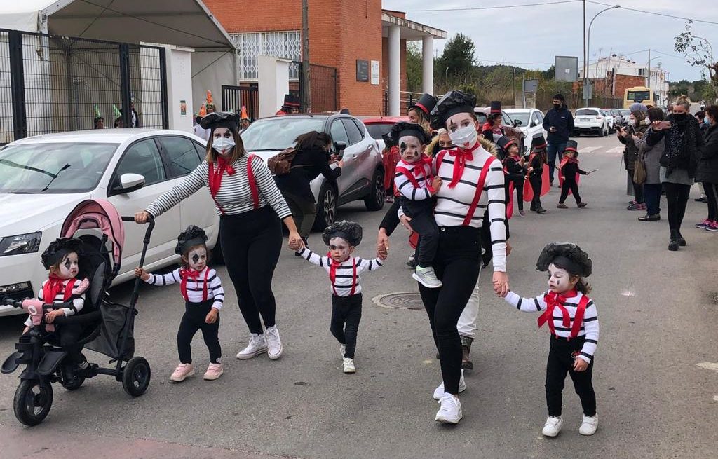 La Ludoteca Municipal i el CEIP Albert Selma celebren Carnestoltes a Santa Magdalena