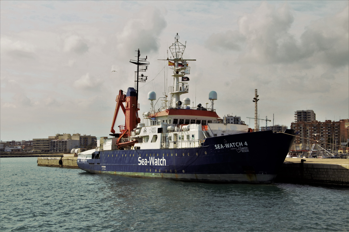 El vaixell de rescat humanitari Sea Watch 4 torna al Port de Vinaròs per a preparar la pròxima missió
