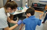 Comença la inoculació de segones dosis de la vacuna contra la Covid-19 als xiquets i xiquetes de 5 a 8 anys