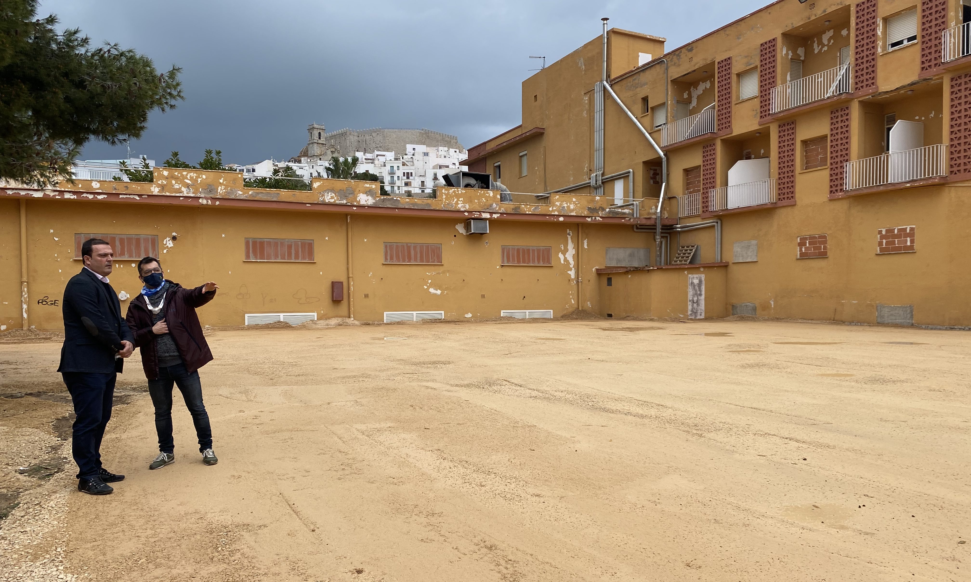 Comencen les obres de la nova pista poliesportiva exterior de Peníscola