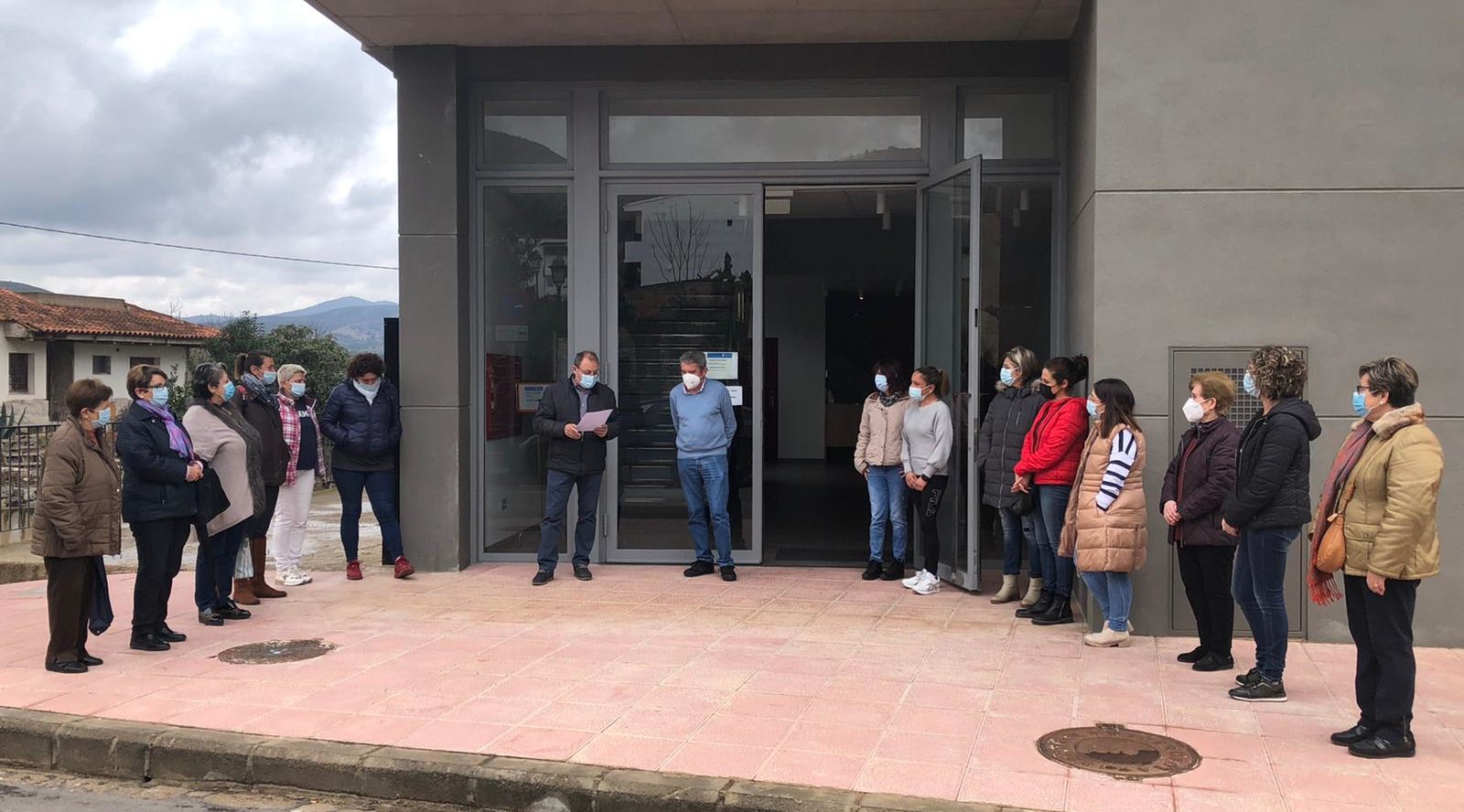 Santa Magdalena celebra el Dia de la Dona amb la lectura d'un manifest