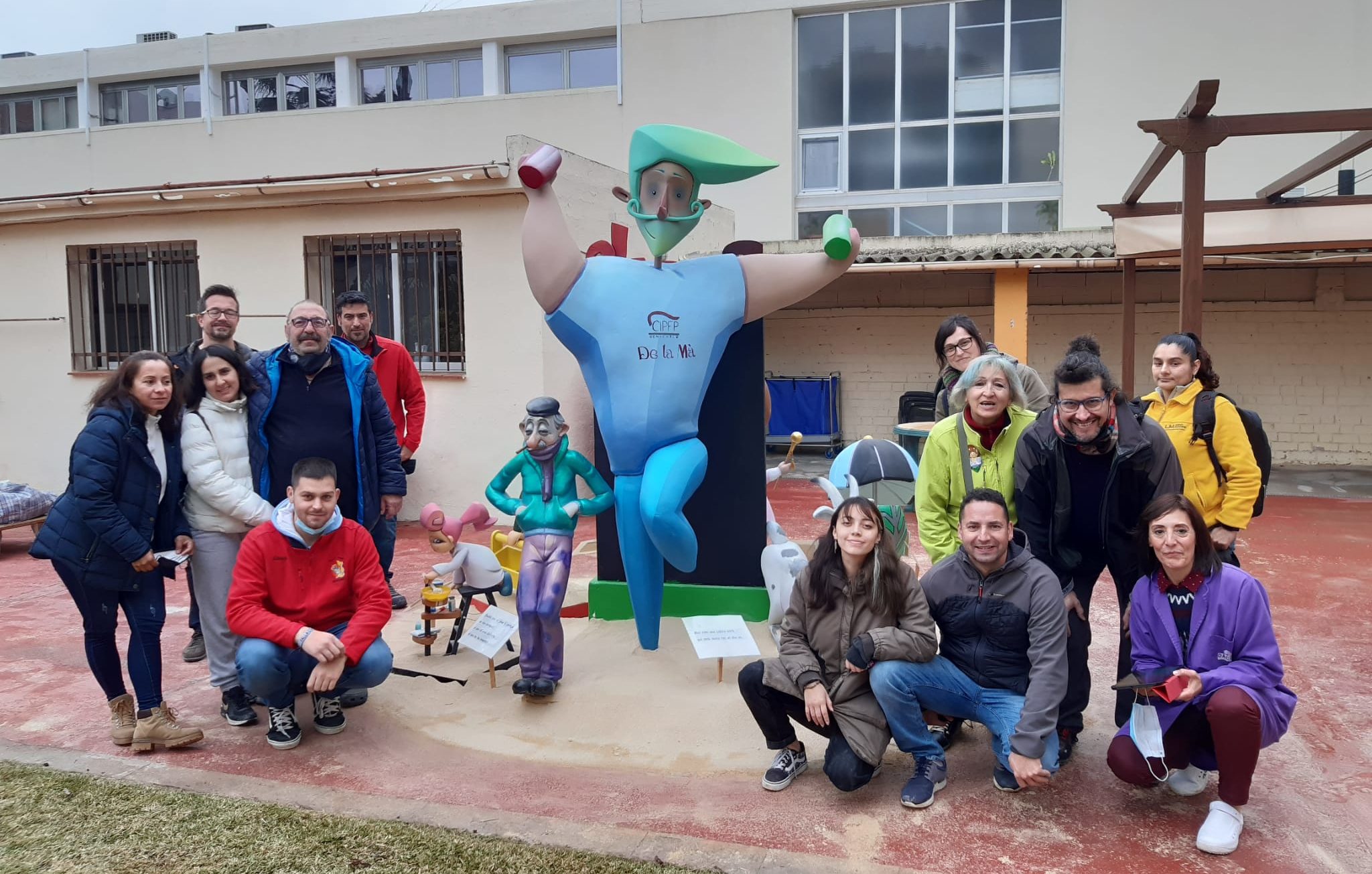 'Plantà' de la Falla del Centre Geriàtric de Benicarló