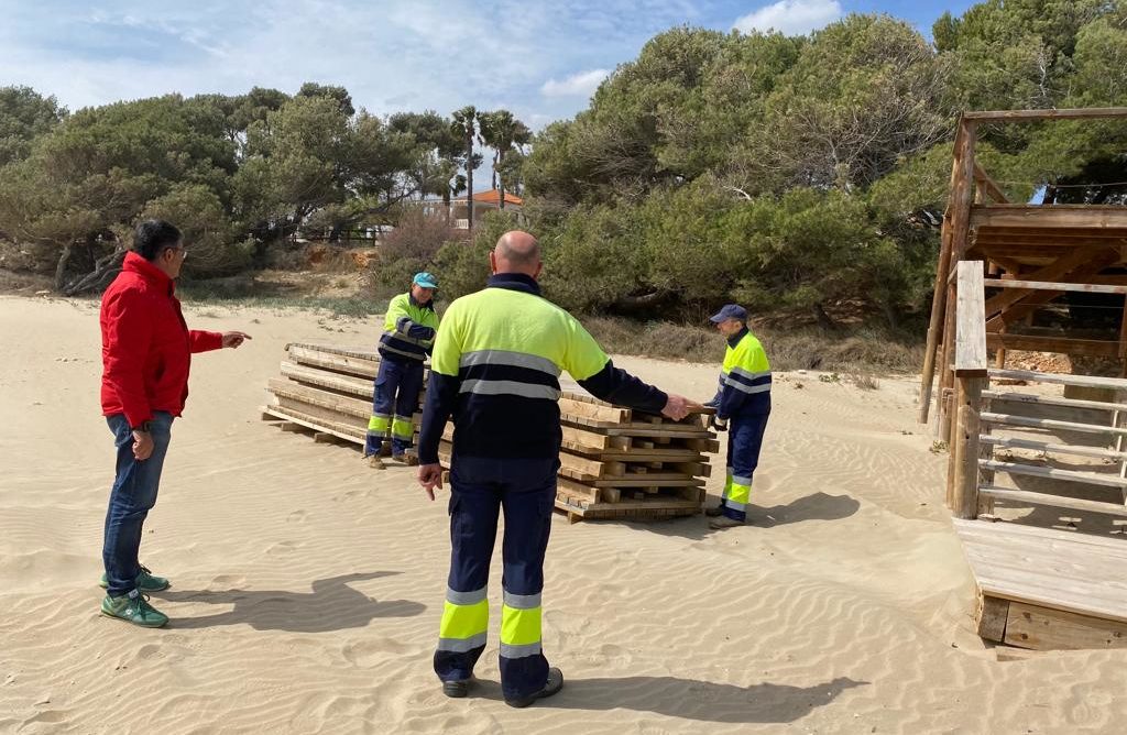 Alcalà-Alcossebre condiciona les platges i disposa el servei de salvament i socorrisme per a la Setmana Santa