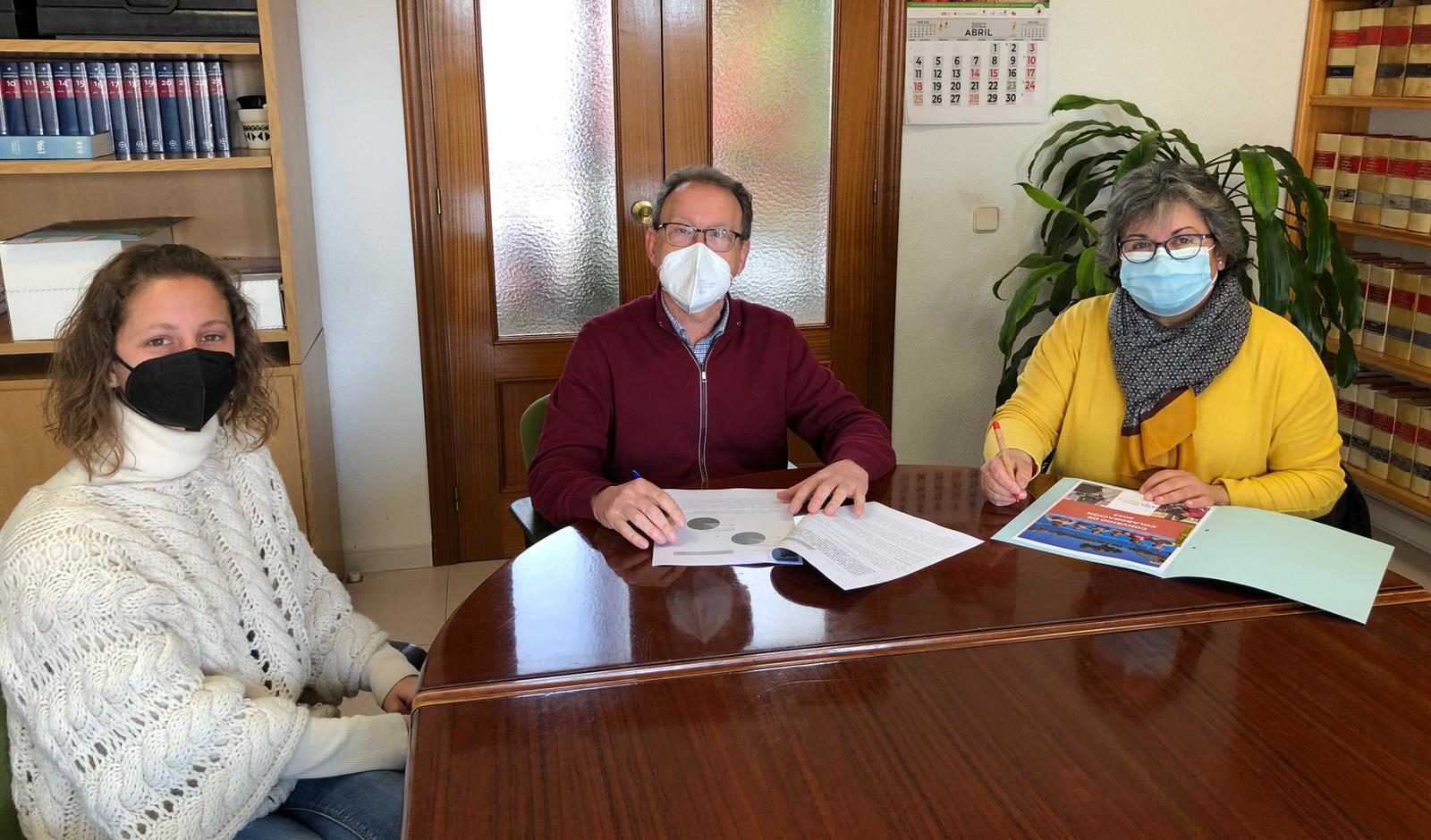 Alcalà-Alcossebre renova el conveni amb l'Associació de Dany Cerebral Adquirit Ateneu Maestrat