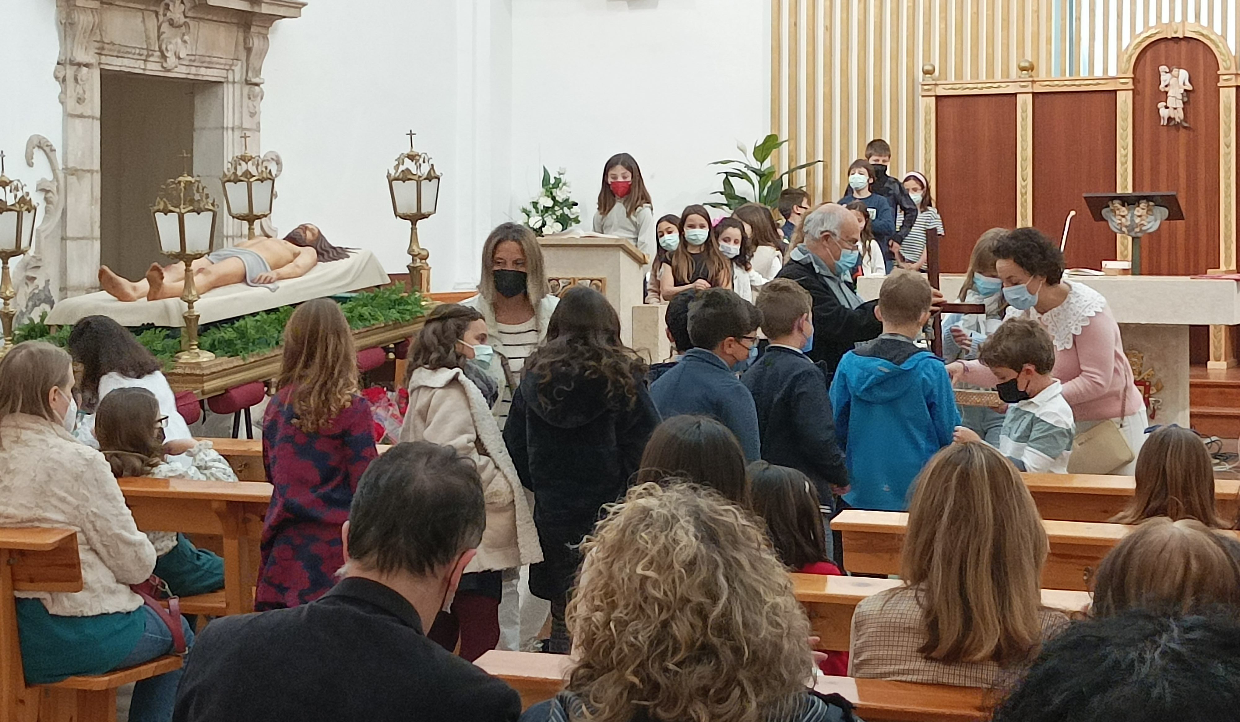 Peníscola torna a celebrar el Via crucis infantil