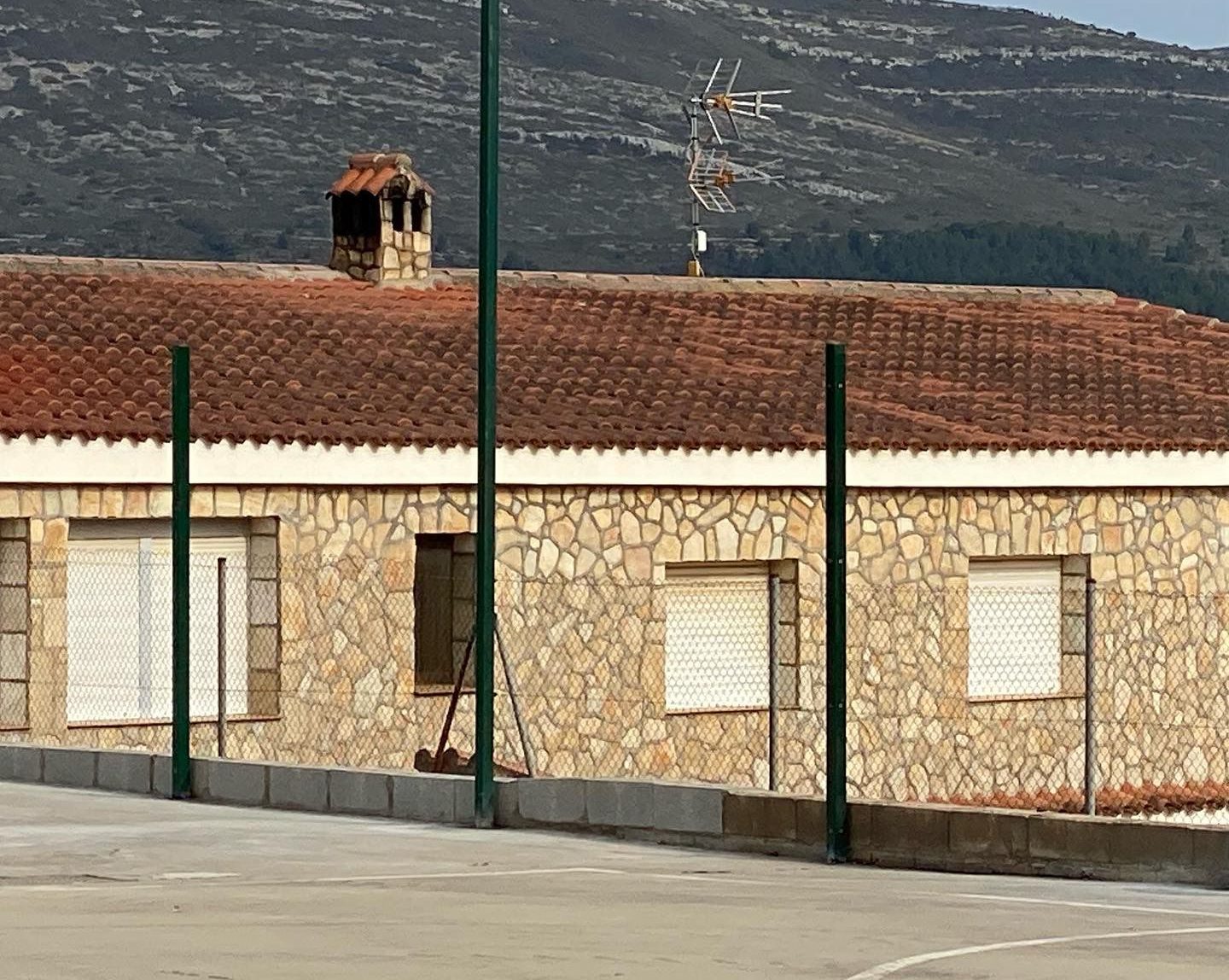 Tírig millora el pavelló municipal