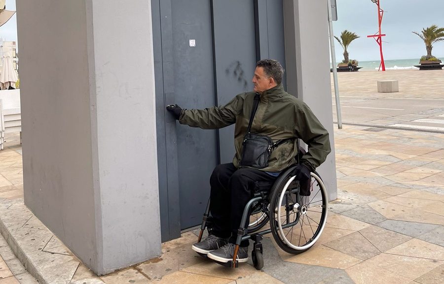 El PP de Vinaròs denúncia que l’ascensor de l’aparcament del Passeig continua «sense funcionar»