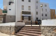 Benicarló retira l'última placa amb simbologia feixista