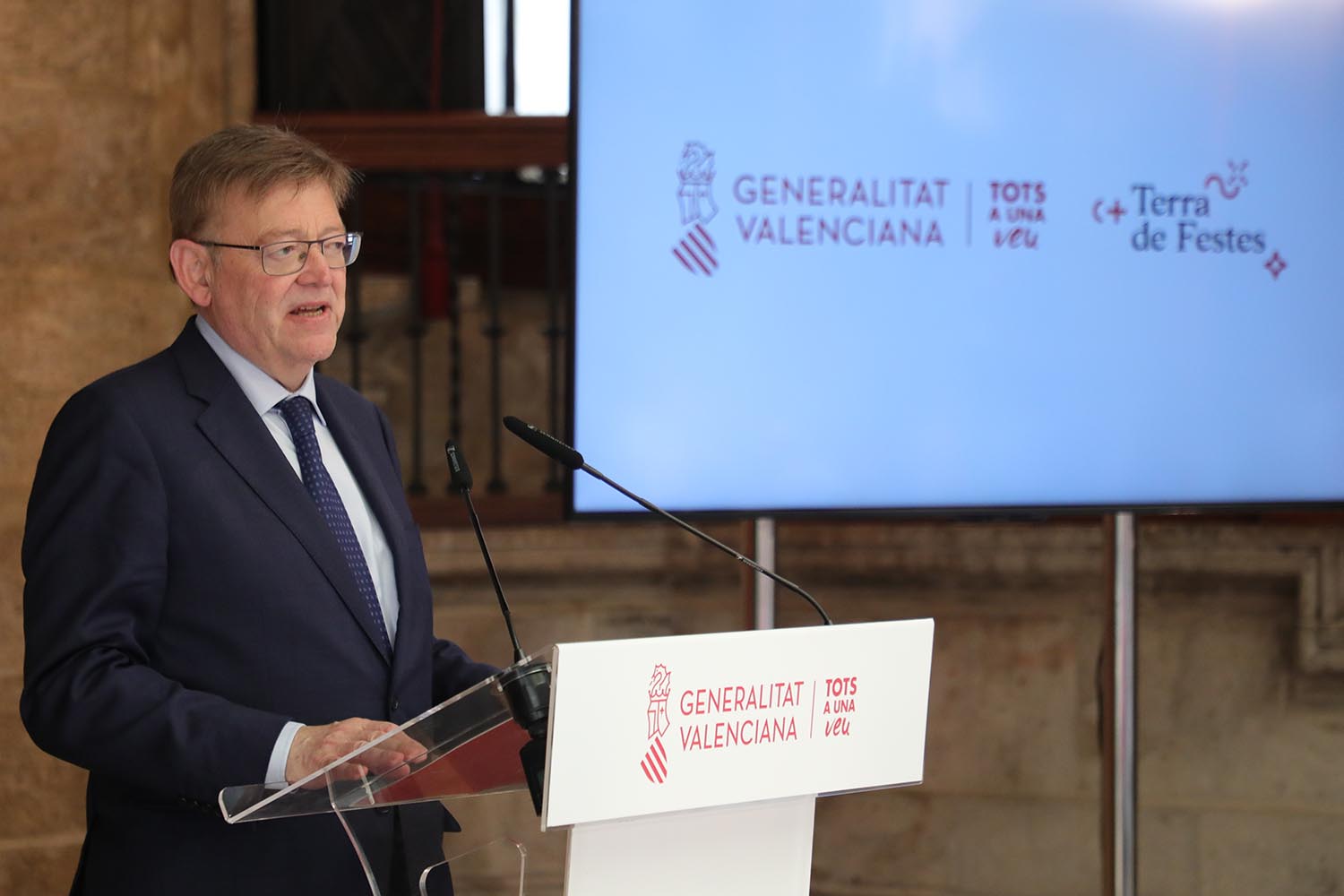 La Generalitat intensificarà la promoció de les festes tradicionals pel seu caràcter de motor cultural i econòmic