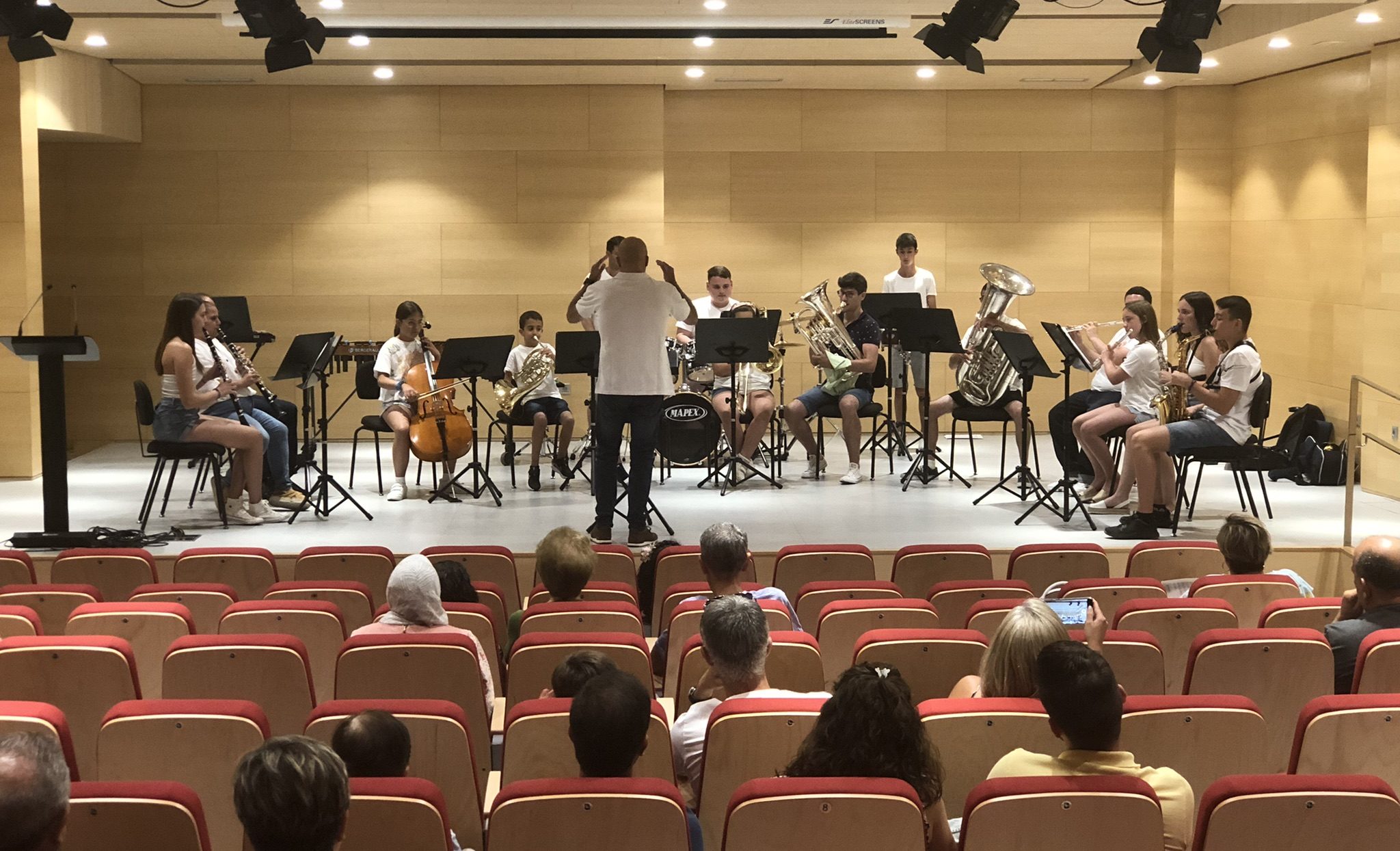 L'Escola de Música de Santa Magdalena tanca el curs amb una «espectacular» audició