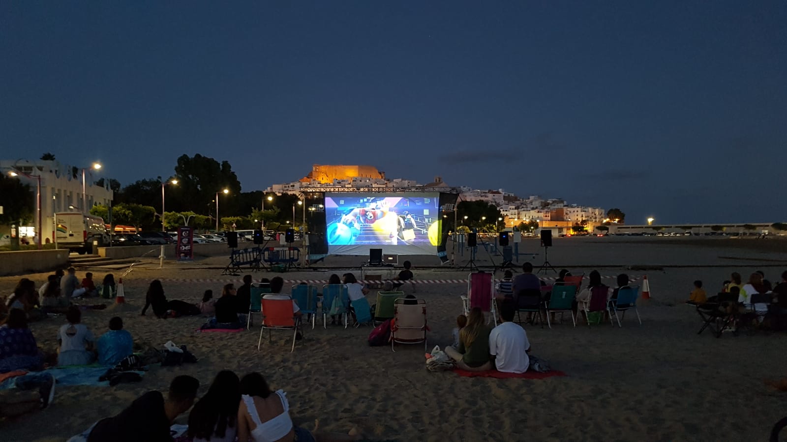 Peníscola programa cinema a la platja gratuït tots els divendres de juliol i agost