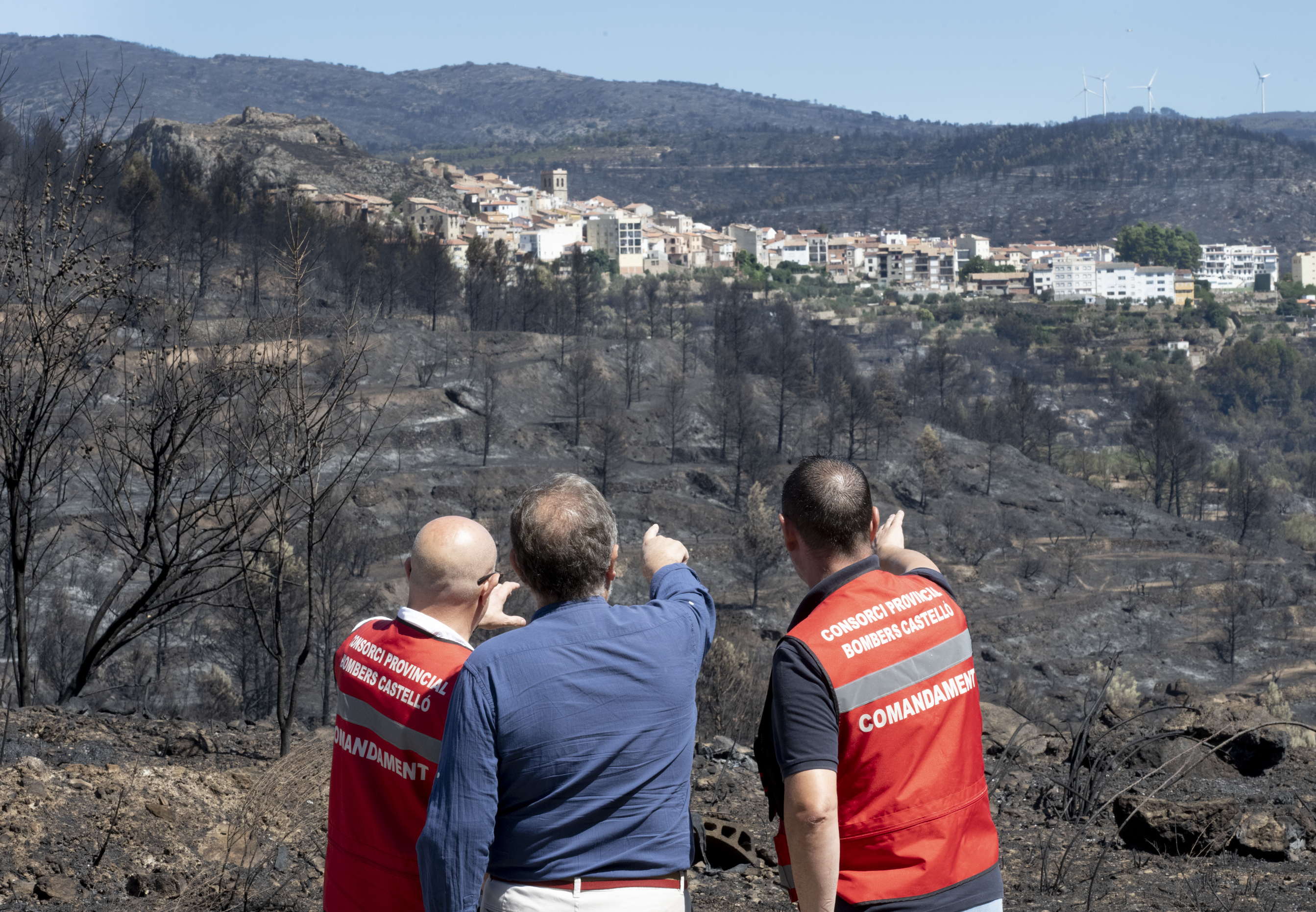 Martí celebra la tornada a les seues cases dels veïns i veïnes de Bejís i Toràs