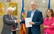 Illueca i el Col·legi d'Administradors de Finques signen un conveni per a ajudar a gestionar comunitats vulnerables