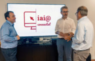 La Generalitat posa en marxa «iai@ connectat», formació en competències digitals per a majors