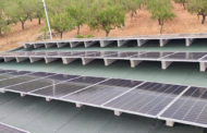 Les Coves de Vinromà instal·la panells fotovoltaics en el depòsit municipal per a reduir la factura energètica