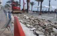 L’Ajuntament de Vinaròs realitza millores en el paviment del passeig marítim