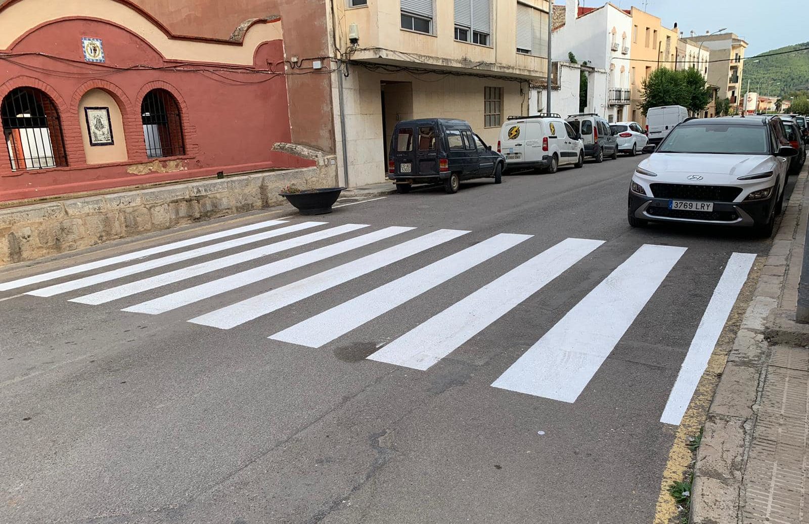 Sant Mateu millora la senyalització viària