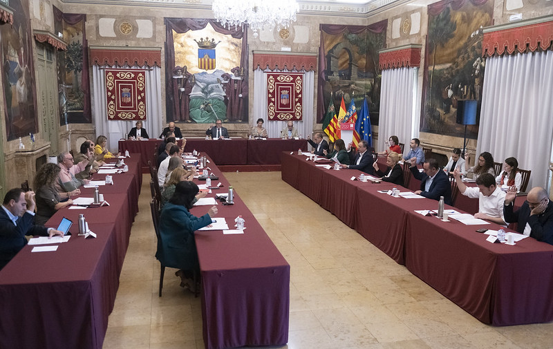 La Diputació consigna 150.000 euros més per a hores extra dels Bombers en cas de noves emergències
