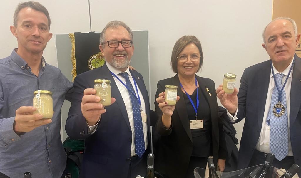 Vilafranca i Bolíssim participen en el Congrés Europeu de Confraries Enogastronòmiques a Dijón
