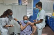 Sanitat inicia l'administració conjunta de la vacuna antigripal i la segona dosi de record contra la COVID-19