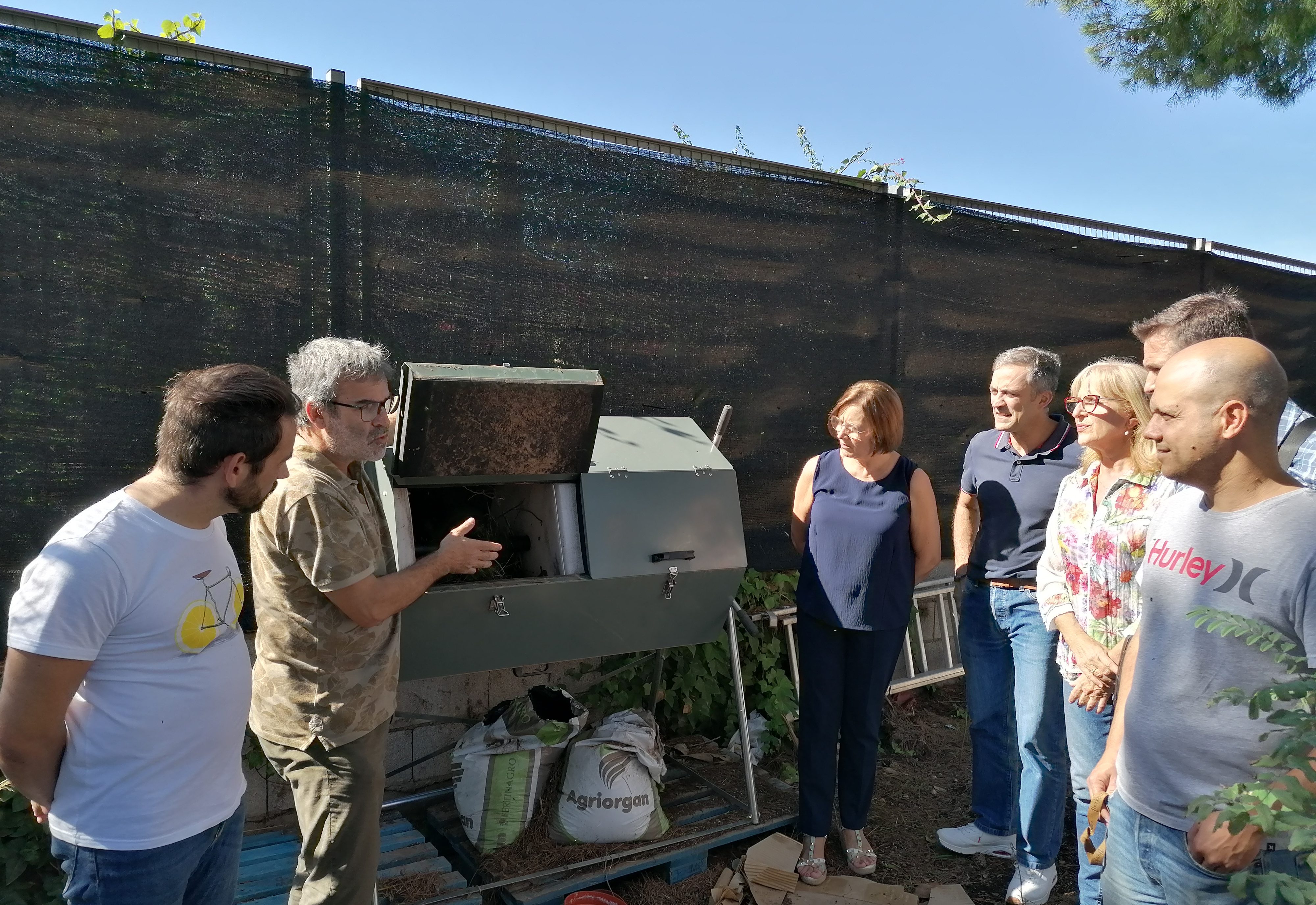 Benicarló inverteix més de 10.000 euros en compostadors per als centres educatius