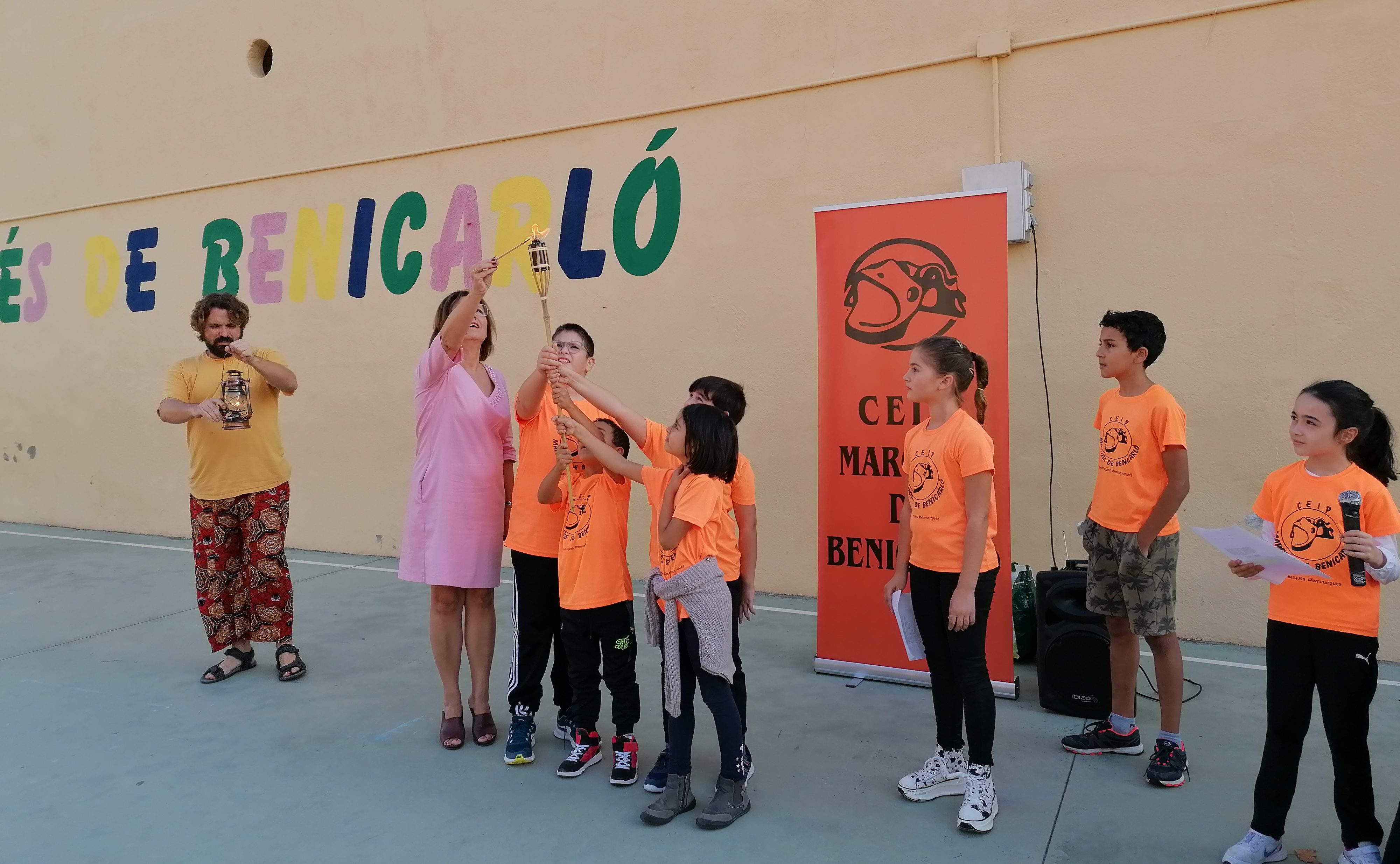 Els centres educatius de Benicarló celebren el Nou d’Octubre amb el tradicional Correllengua