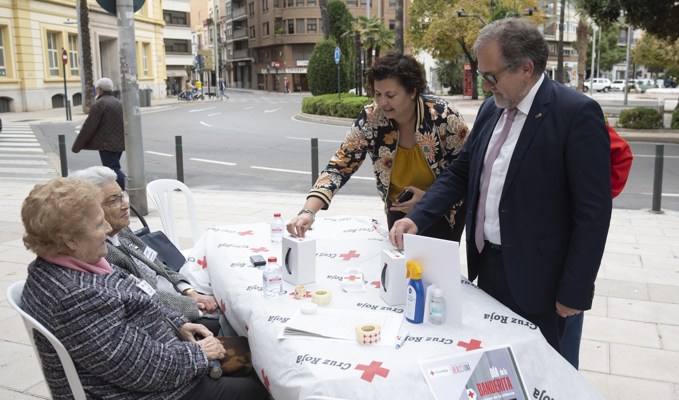 José Martí i Patricia Puerta col·laboren amb el Dia de la Bandereta de Creu Roja