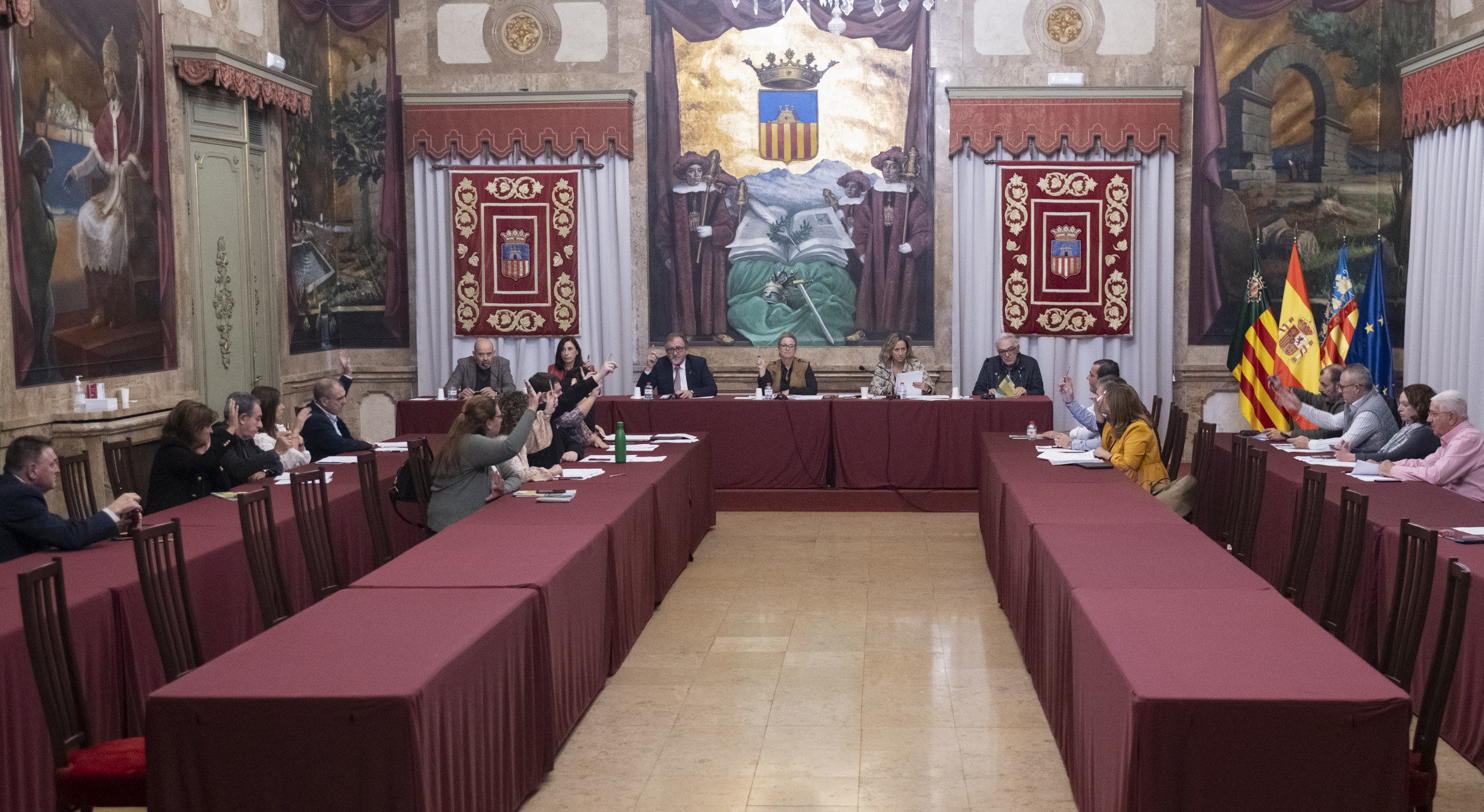 Turisme aprova per al 2023 més de 7 milions per a afermar el sol i platja, festivals, gastronomia i cicloturisme