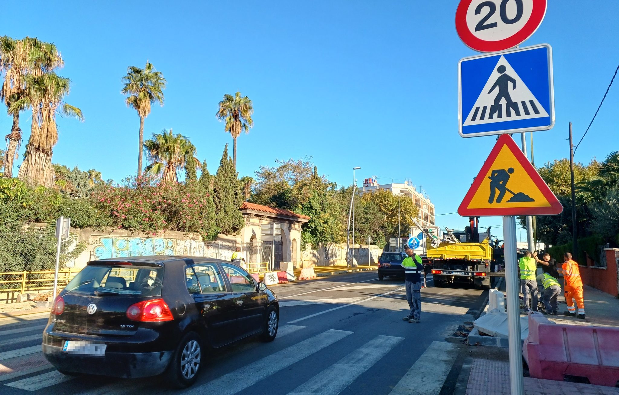 Continuen els talls intermitents en l'antiga N-340 de Benicarló amb motiu dels treballs d'asfaltat