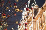La Generalitat trasllada als ajuntaments la normativa per a organitzar cotillons, festes de Nadal i Reis