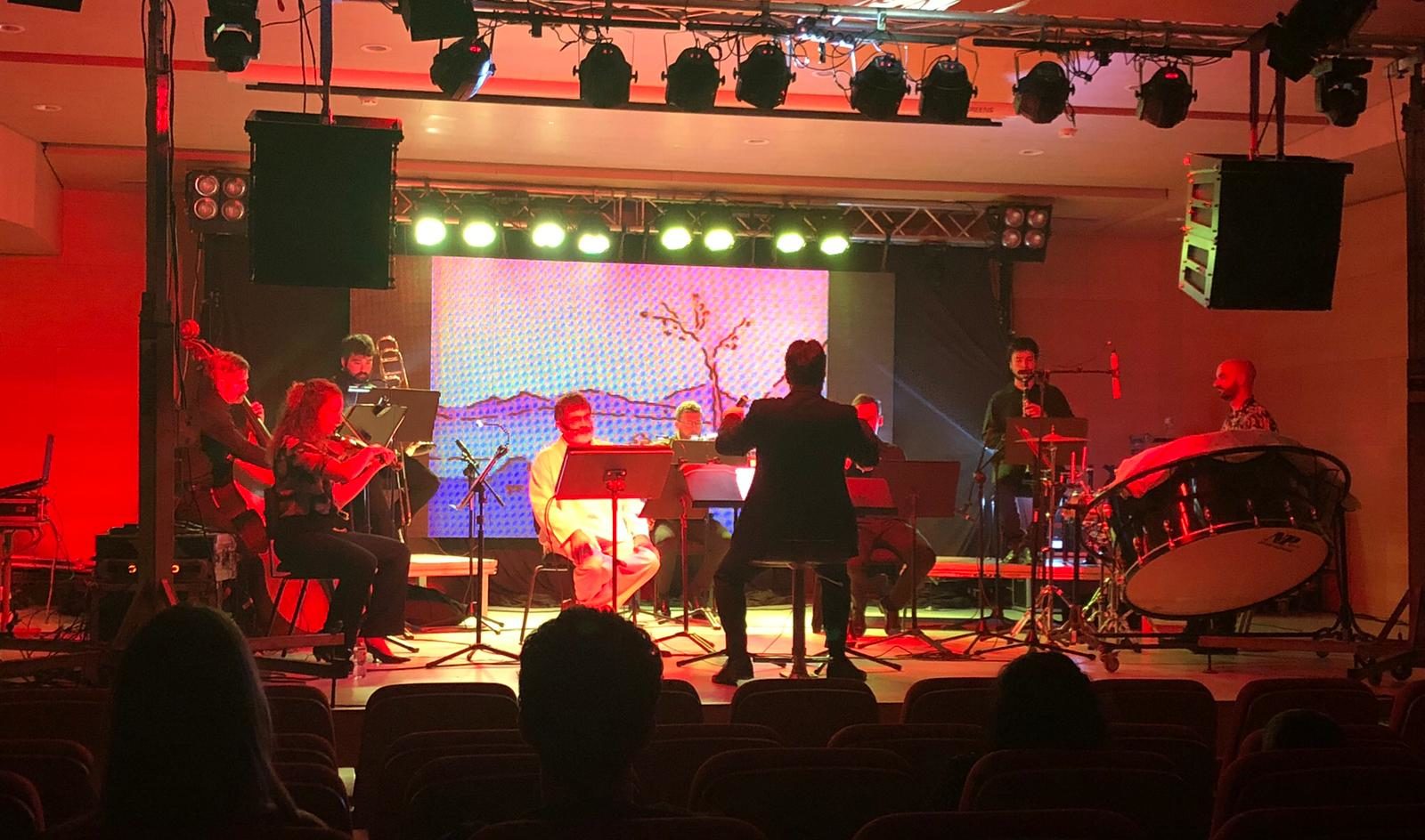 L'Orquestra Lírica de Castelló ofereix un magnífic espectacle amb la seua «Història del soldat»