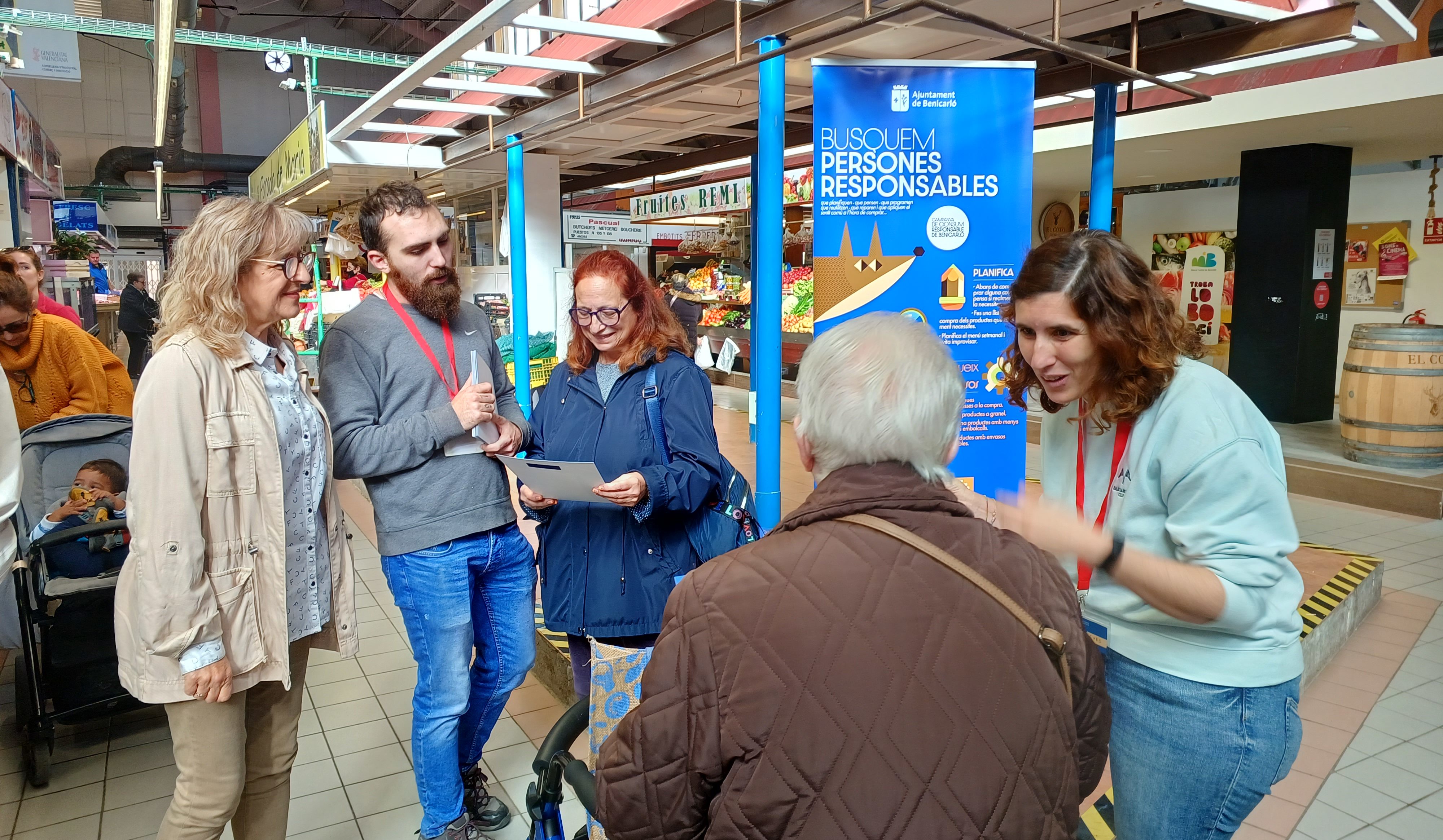 Benicarló dona suport al consum responsable amb campanyes informatives als comerços