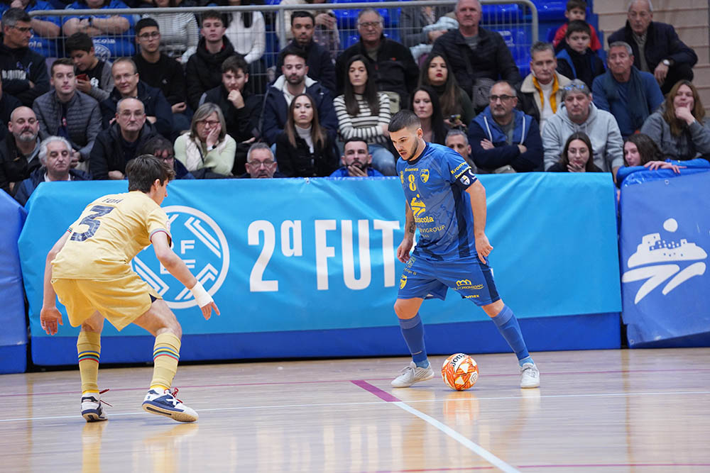El Servigroup Peníscola se sobreposa a les baixes i doblega al Barça Atlètic (5-3)