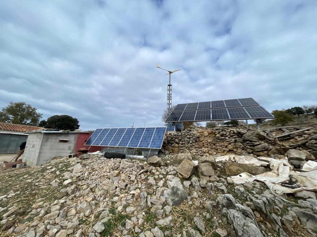 Ares inverteix 50.000 euros en instal·lacions elèctriques per a masos
