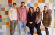 El CEIP de Santa Magdalena incorpora 1 auxiliar en conversa anglesa i 5 estudiants en pràctiques