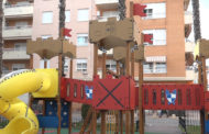 VISITA A LA RENOVACIÓ DEL PARC INFANTIL DE LA PLAÇA EMPERADOR CARLES I DE BENICARLÓ 16-02-2023