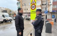 La Policia Local instal·la nous senyals de trànsit amb motiu de la iniciativa Camins Escolars Segurs